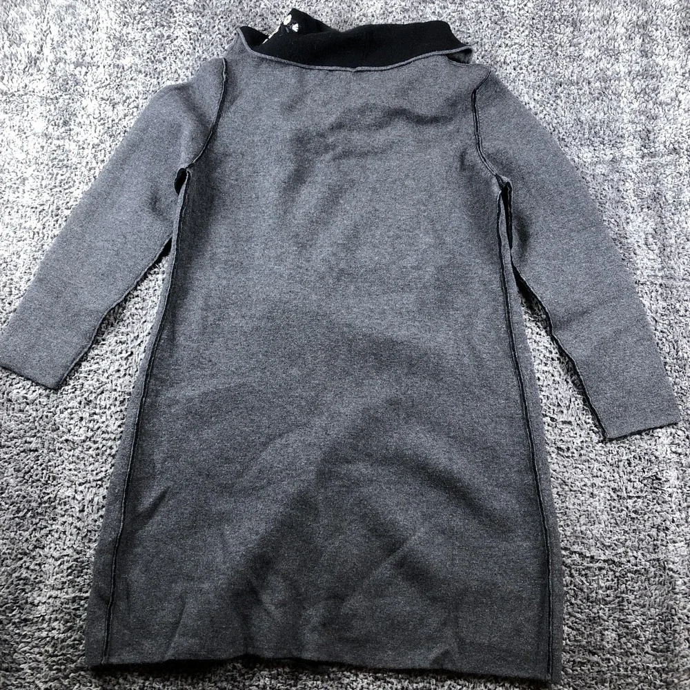 Kokun Coat Womens XL Gray Cashmere Blend Knit Long Floral Embroidered Collar‎
